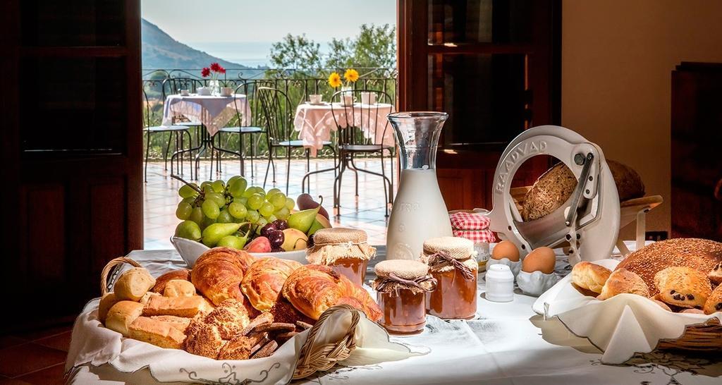 Bed and Breakfast Poggio Di Mare Кастеллуццо Экстерьер фото